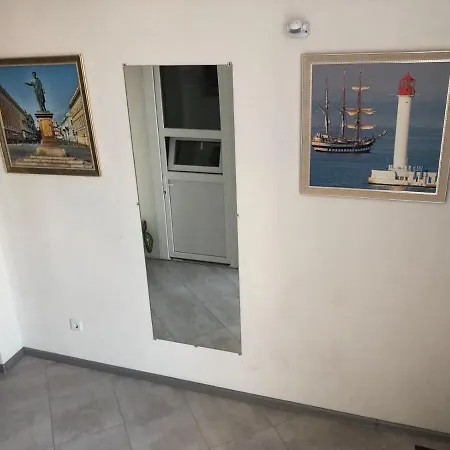біля моря *